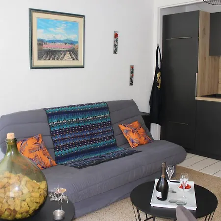 Spacieux T2 Avec Parking Privatif Proche Du Port Et De La Plage-4rm217 Saint-Cyprien (Pyrenees-Orientales)